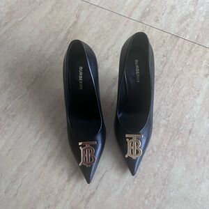 Burberry Black Pumps with Gold Logo